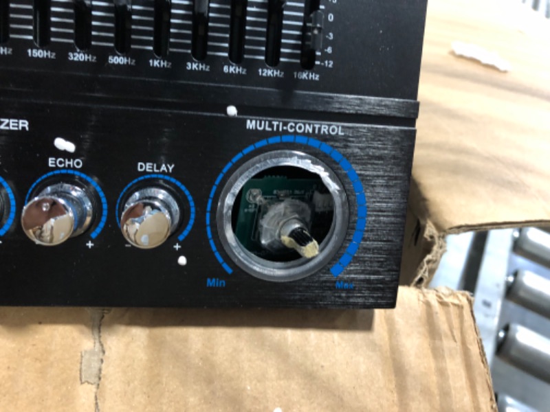Photo 1 of KNOB IS BROKEN **** 6-Channel Bluetooth Hybrid Home Amplifier - 2000W Home Audio Rack Mount Stereo Power Amplifier Receiver w/ Radio, USB/AUX/RCA/Mic, Optical/Coaxial, AC-3, DVD Inputs, Dual 10 Band EQ - Pyle PT6060CHAE 2000 Watt Amplifier