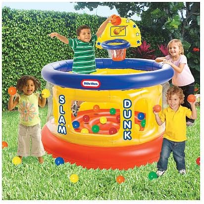 Photo 1 of Little Tikes Slam Dunk Big Ball Pit