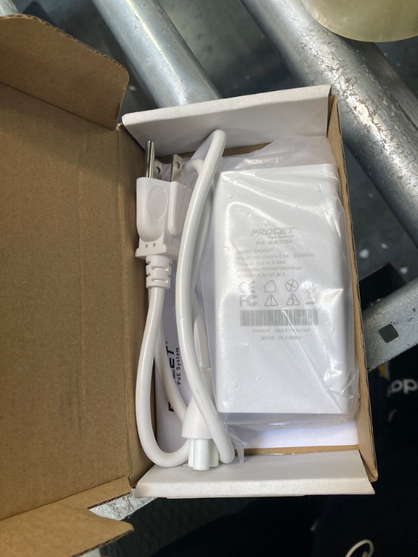 Photo 3 of Gigabit PoE+ Injector 30W IEEE802.3at/af Compliant, Supplies PoE(15.4W) or PoE+(30W) Power Over Ethernet Distances Up to 328ft, PoE Injector Adapter for Camera/Access Point/IP Phones, EN30GT