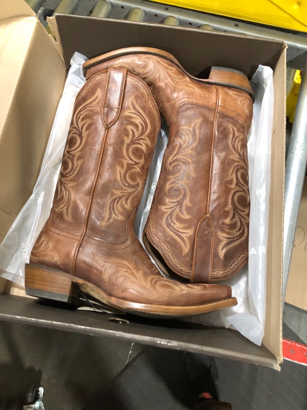 Photo 3 of Ariat Women's Hazen Western Boot 7.5 Whiskey Barrel