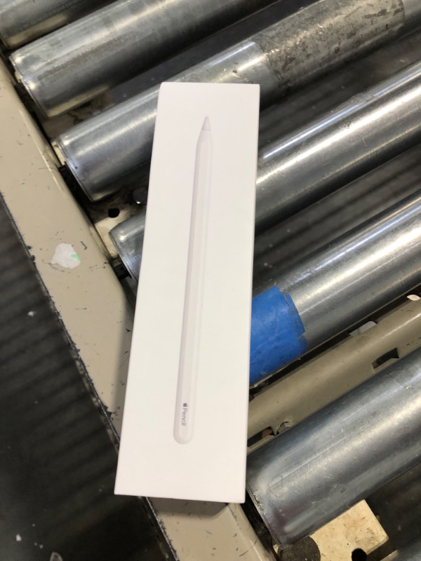 Photo 2 of Apple Pencil (2nd Generation)