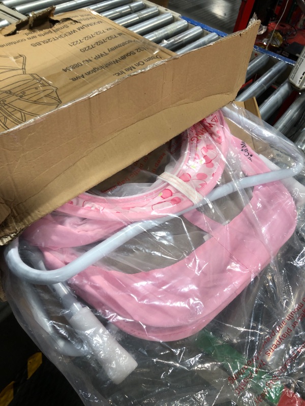 Photo 1 of Dream On Me Karley Bassinet in Pink