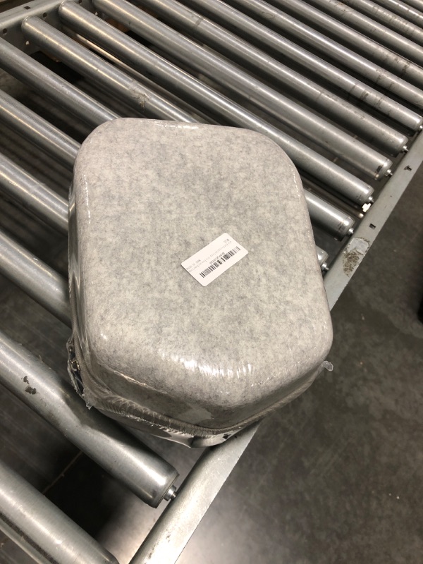 Photo 2 of Hard Carrying Case Compatible with Meta Oculus Quest 2/Quest 3/Vision Pro Original/Elite Version VR Gaming Headset and Touch Controllers Accessories, Suitable for Travel and Home Storage
