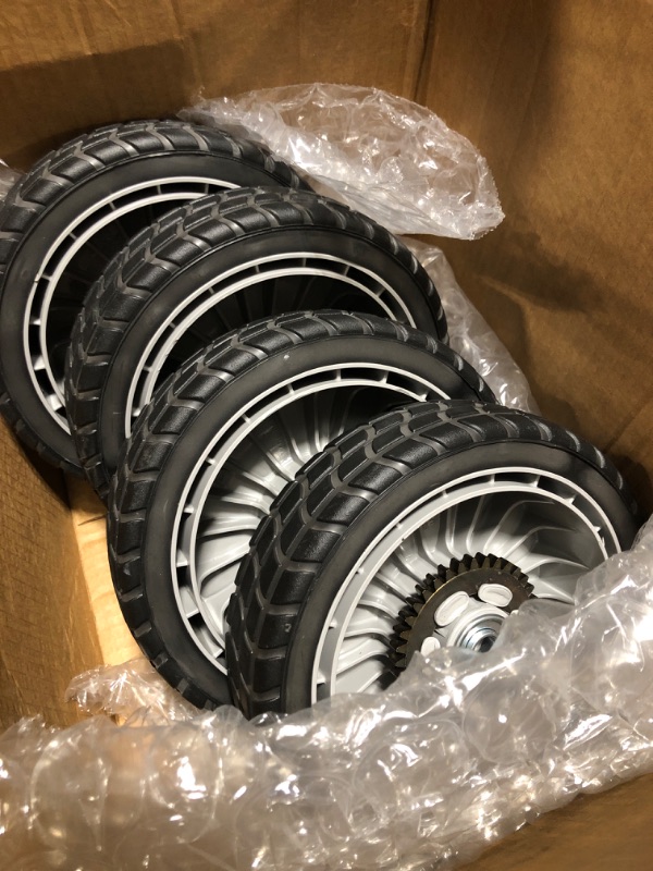 Photo 1 of 4 Wagon wheels 8 Inches
