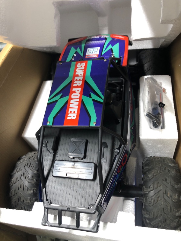 Photo 3 of ***NON FUNCTIONAL*** 
DEERC DE60 Large 1:8 Scale Upgraded RC Cars Remote Control Car for Adults Boys,Off Road Monster Truck with Realistic Sound,2.4Ghz 4WD Rock Crawler Toy All Terrain Climbing,2 Batteries for 80 Min Play Classic Blue