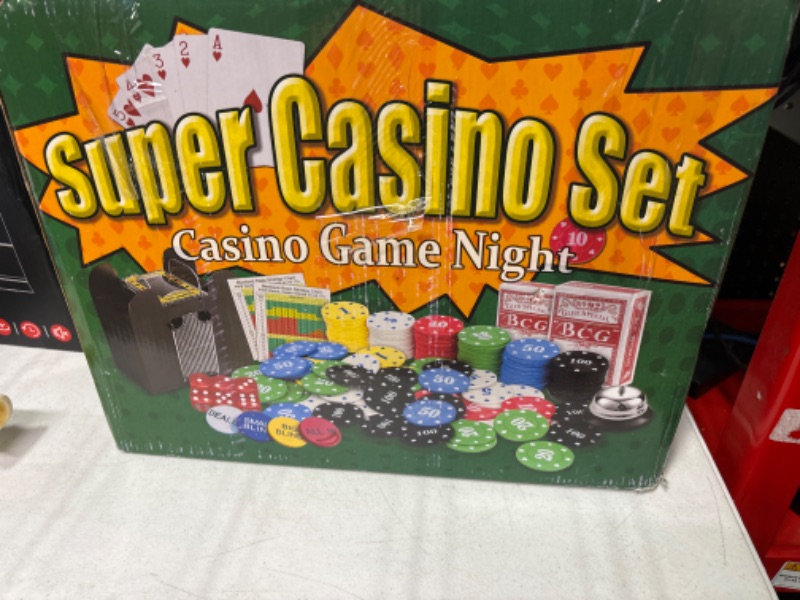Photo 1 of Casino Set: Shuffler + Card Shoe + 360pcs Chips + Double-Sided Felt + 8xDeck Playing Cards + Chip Rake + Bell + Dice + 10xCut Cards + 4xCasino Buttons + 4pcs Batteries + (Casino Super Set) Super Casino Set