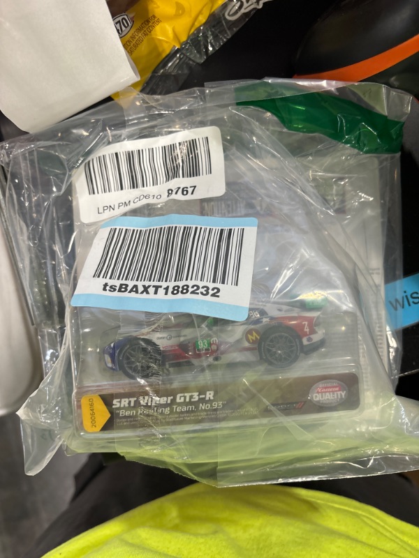 Photo 1 of Carrera 64160 2015 SRT Viper Ben Keating Team No. 93 1:43 Scale Analog Slot Car Racing Vehicle for Carrera GO!!! Slot Car Race Tracks