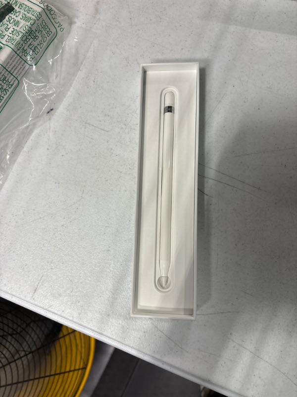 Photo 2 of 
Apple Pencil (1st Generation): Pixel-Perfect Precision and Industry-Leading Low Latency, Perfect for Note-Taking, Drawing, and Signing****USED**** 