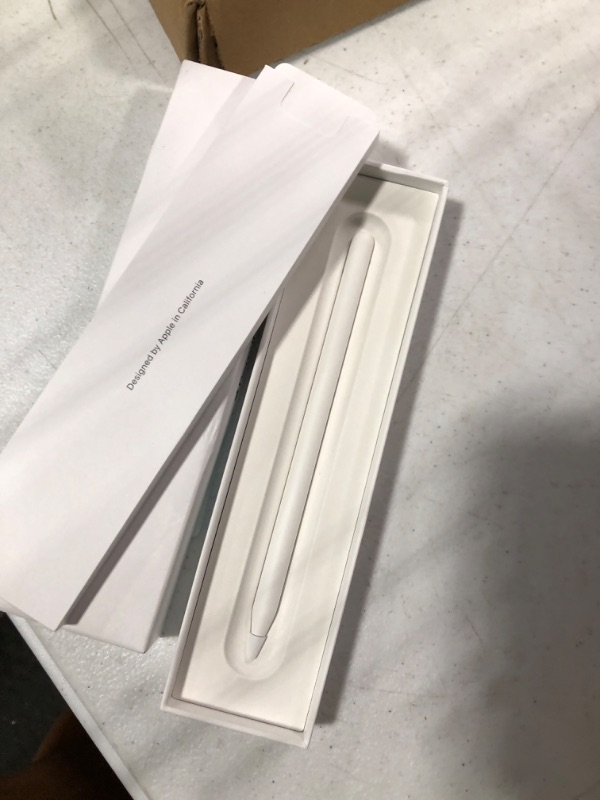 Photo 3 of Apple Pencil (2nd generation)
