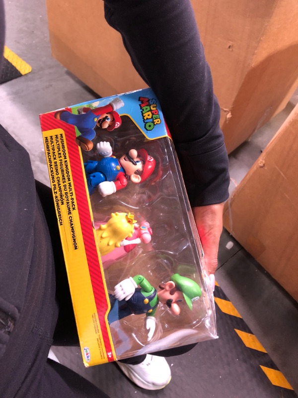 Photo 2 of World of Nintendo New 2018 Mushroom Kingdom Diorama Gift Set - 3 Figure Pack Action Figure Pack