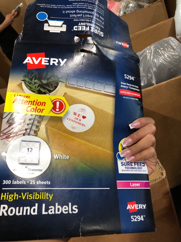 Photo 2 of Avery High-Visibility Labels, 2-1/2" Diameter, 300 Labels (5294)