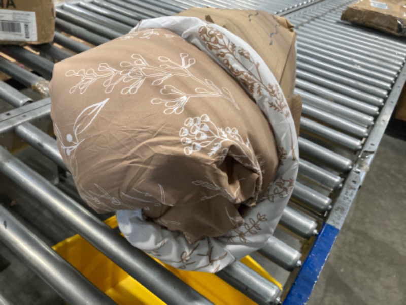 Photo 1 of Bedsure Queen Comforter Set - Taupe Comforter, Cute Floral Bedding Comforter Sets for Women, 3 Pieces, 1 Soft Reversible Botanical Flowers Spring Comforter and 2 Pillow Shams Queen 14 - Light Taupe