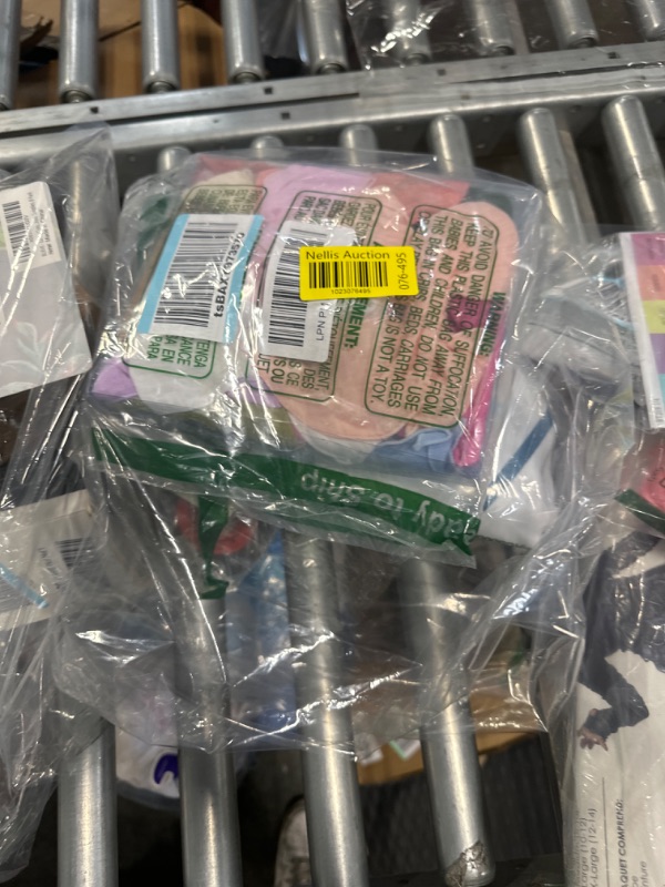 Photo 1 of ***BUNDLED BAG OF  ***
***AS IS / NO RETURNS -  FINAL SALE***
