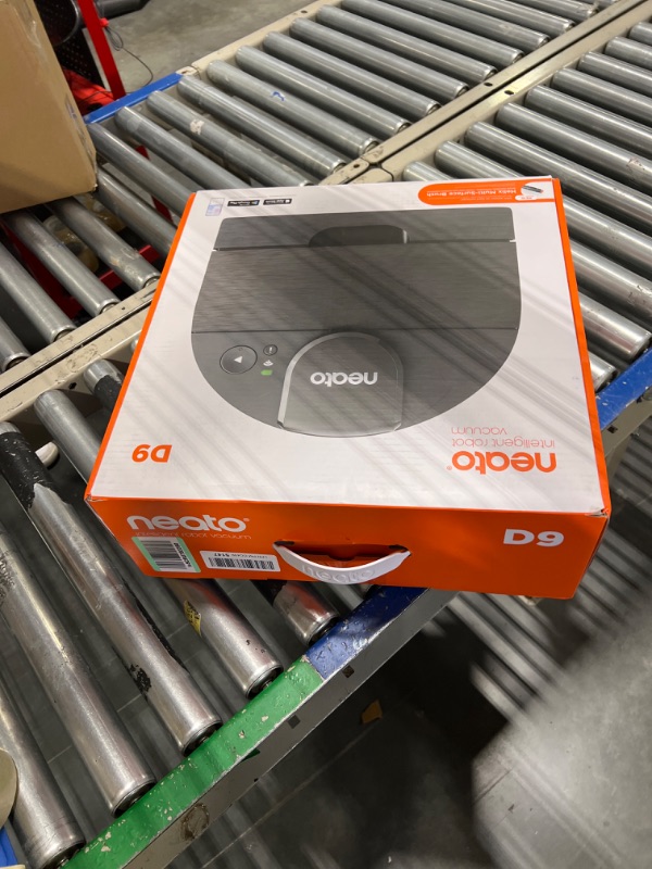 Photo 2 of *** NOT FUNCTIONAL**** SELLING AS PARTS***
Neato D9 Intelligent Robot Vacuum Cleaner–LaserSmart Nav, Smart Mapping, Cleaning Zones, WiFi Connected, 200-Min Runtime, Powerful Suction, Turbo Clean, Corners, Pet Hair, XXL Dustbin, Alexa. 945-0445