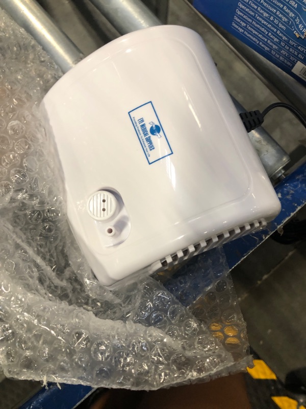 Photo 1 of 
Roll over image to zoom in

Handheld humidifier