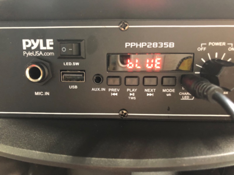 Photo 4 of Pyle PPHP2835B Bluetooth Portable PA Speaker **OPEN BOX - TESTED******USED****BOX IS DAMAGED***