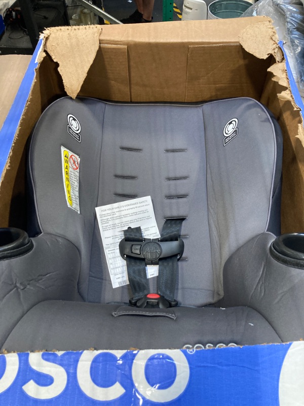 Photo 3 of Cosco Onlook 2-in-1 Convertible Car Seat, Rear-Facing 5-40 pounds and Forward-Facing 22-40 pounds and up to 43 inches, Black Arrows