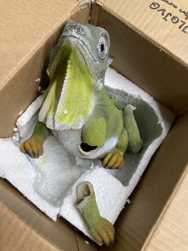 Photo 1 of ***BROKEN IN A LEG*** Lizard Planter Pot with Solar Eyes | Garden Patio Statue Decor - Yard Figurines | Outdoor Decorations for Deck and Pond | Weather Resistant LED | Cute Present | Auto On/Off - (Dark Green)