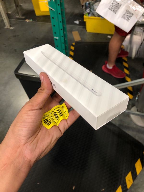 Photo 2 of ***FOR PARTS ONLY*** 

Apple Pencil (2nd generation)