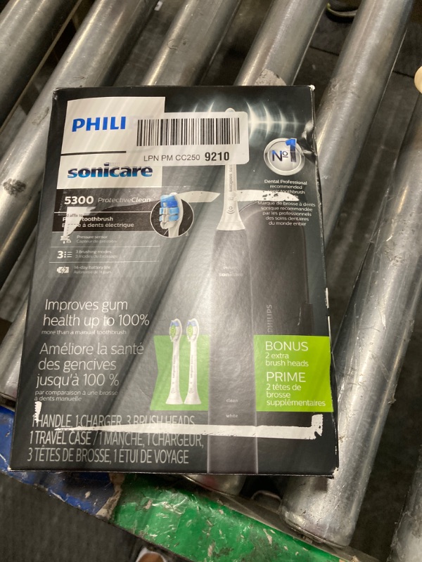 Photo 2 of ***damage box*** Philips Sonicare ProtectiveClean 5300 Rechargeable Electric Power Toothbrush, Black, HX6423/34