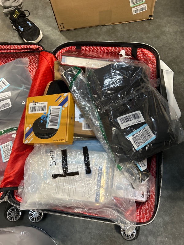 Photo 1 of ***AS IS / NO RETURNS -  FINAL SALE***
Broken Suitcase used as container!!!