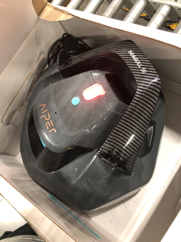 Photo 3 of ***SOLD AS PARTS*** 
AIPER Seagull SE Cordless Robotic Pool Cleaner, Pool Vacuum Lasts 90 Mins, LED Indicator, Self-Parking, Ideal for Flat Pools up to 30 Feet in Length- Gray
