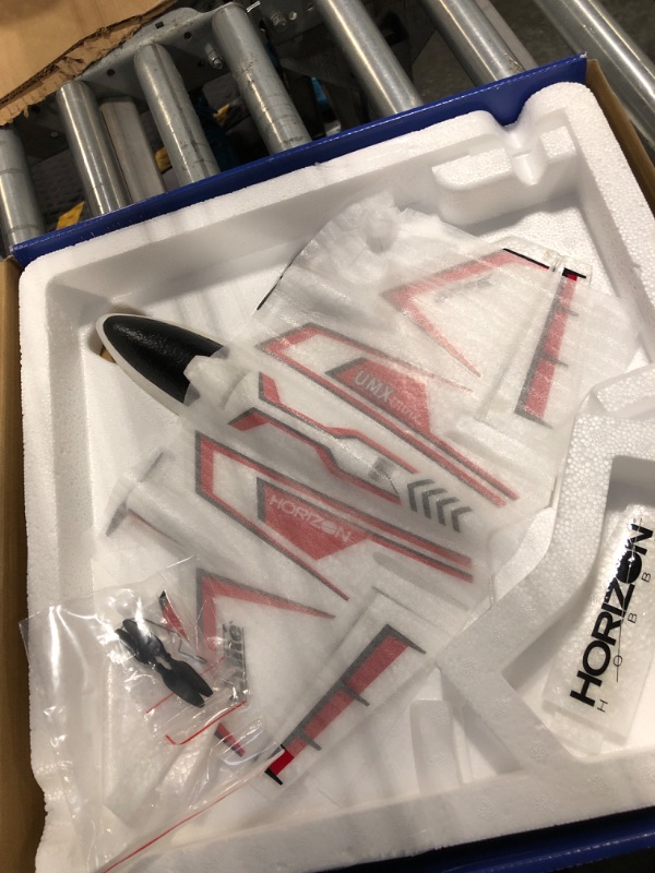 Photo 1 of E-flite UMX Ultrix BNF Basic with AS3X and Safe Select, 342mm, EFLU6450