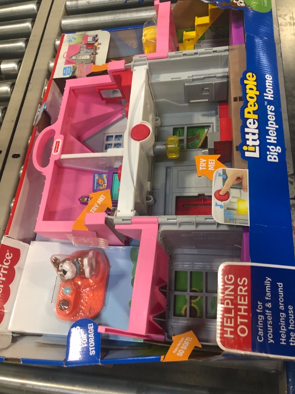 Photo 1 of Fisher-Price Little People Big Helpers Home Standard