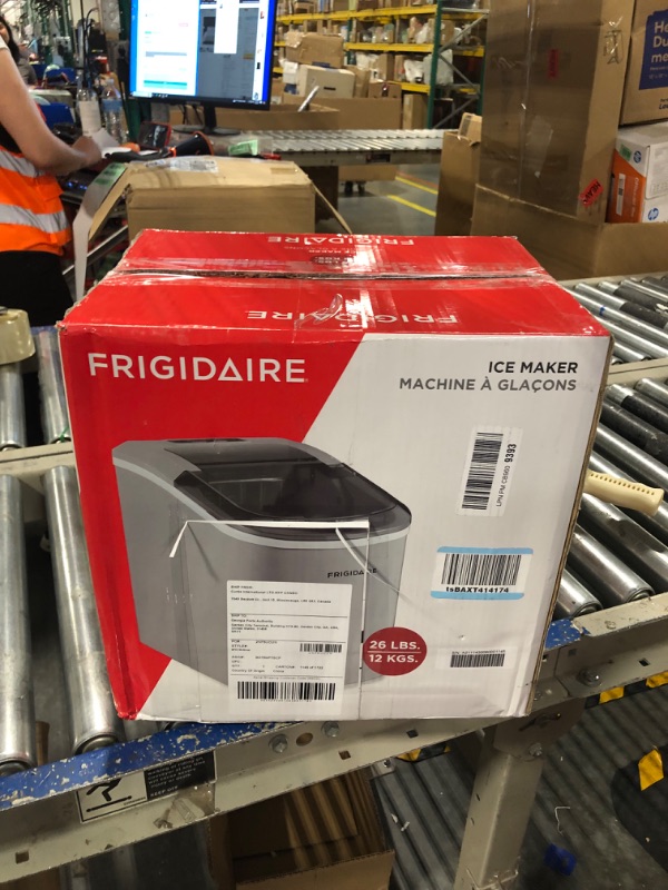 Photo 3 of FRIGIDAIRE EFIC189-Silver Compact Ice Maker, 26 lb per Day, Silver (Packaging May Vary) Silver Ice Maker