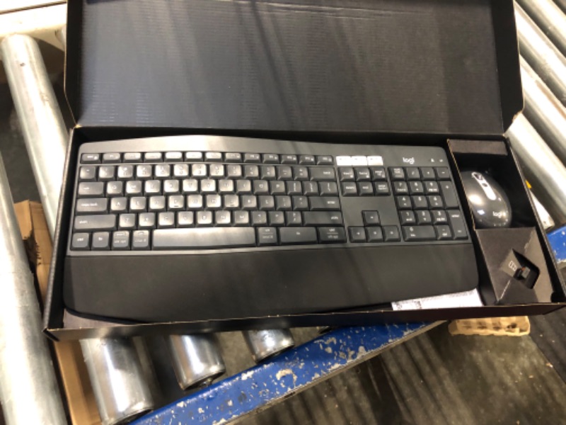 Photo 4 of Logitech MK825 Performance Wireless Keyboard & Mouse Combo