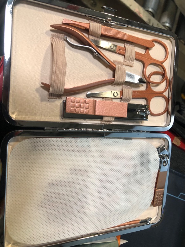 Photo 3 of 18 Pieces Manicure Set Nail Clippers - Stainless Steel Pedicure Kit, Professional Manicure Kit Grooming Kits, with Luxurious Travel Case Nail Care Tools for Men and Women, Rose Gold