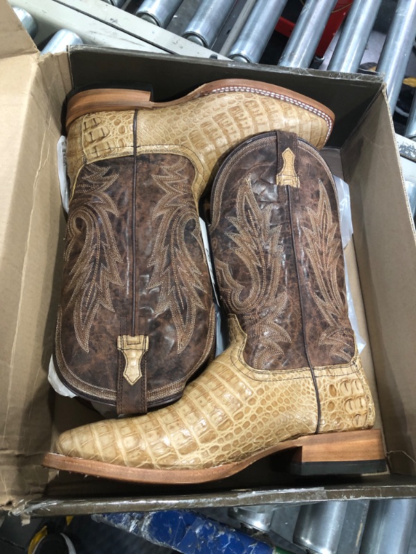 Photo 3 of Ariat Men's Gunslinger Western Boot 11D Honeycomb Caiman Belly/Dark Brown