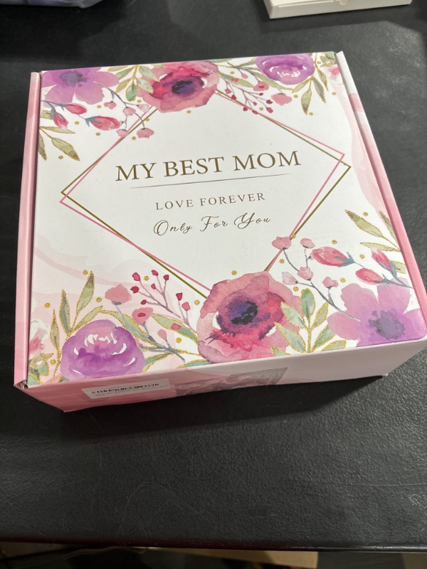 Photo 1 of Inneroam Gifts for Mom, Mothers Birthday Gifts Blanket 50 * 60 inch Basket for Mom Self Care Women Gift Box to My Mom from Daughter Son Includes Bracelets Eye Mask Makeup Bag Mirror Jewelry Plate 