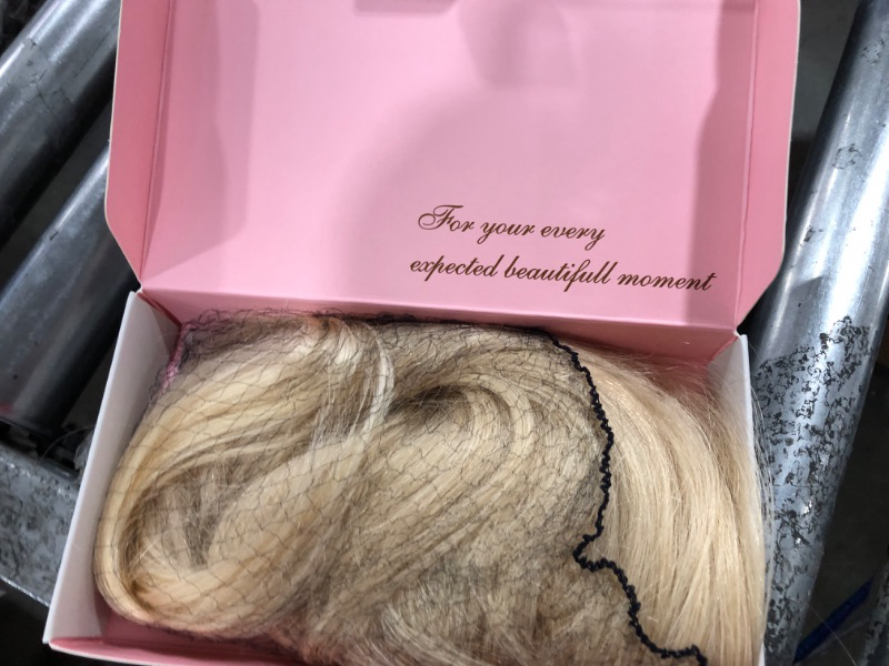 Photo 1 of WOMENS WIG BLONDE