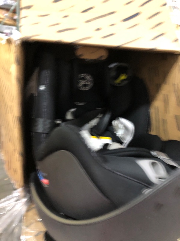 Photo 2 of Nuna Rava Convertible Car Seat