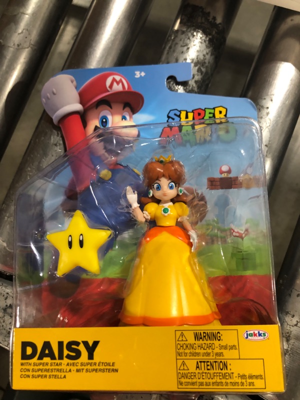 Photo 2 of World of Nintendo Super Mario Daisy Action Figure [with Super Star]
