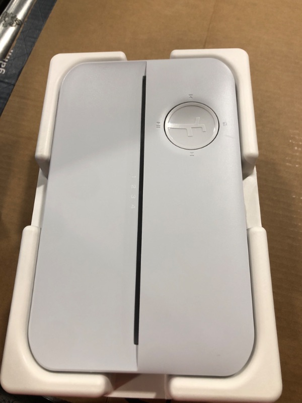 Photo 1 of Rachio 3 3rd Generation: Smart, 4 Zone Sprinkler Controller, Compatible with Alexa (4ZULW-C),White 04 Zone Controller Sprinkler Controller