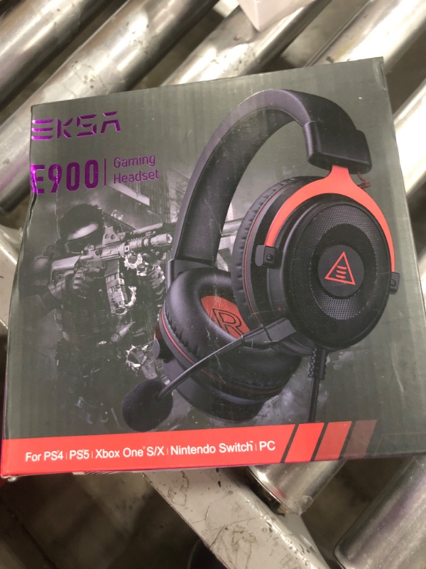 Photo 3 of EKSA E900 Gaming Headset with Microphone - PC Headset with Detachable Noise Canceling Mic, 3D Surround Sound, Wired Headphone for PS4, PS5, Xbox, Computer, Laptop, Switch, Handheld (3.5MM Jack) E900 Red