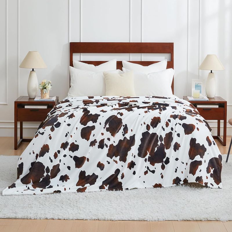 Photo 1 of Cozy Bliss Cow Print Throw Blanket Non Shedding MilkyPlush™ Fleece 330GSM Thick Blankets Western Room Decor Super Soft Warm for Adults Kids Gifts Bedroom Couch Sofa Travel Black Brown King (90"x108") 