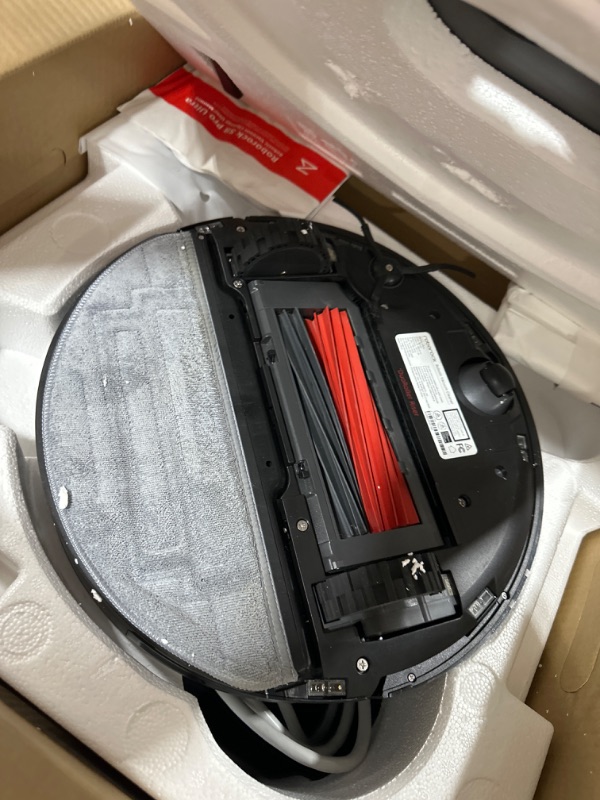 Photo 3 of Roborock S8 Pro Ultra Robot Vacuum with RockDock® Ultra
