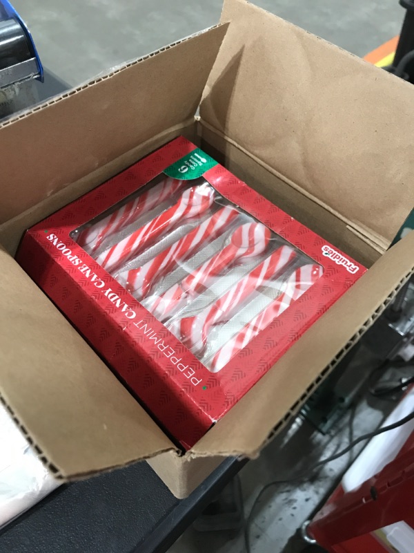 Photo 2 of [Pack of 4 Boxes] Fruidles Christmas Candy Canes Spoons Suckers, Peppermint Flavor in Box, 6-Pack