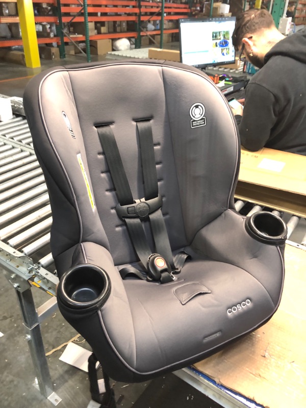 Photo 1 of Cosco Onlook 2-in-1 Convertible Car Seat, Rear-Facing 5-40 pounds and Forward-Facing 22-40 pounds and up to 43 inches, Black Arrows