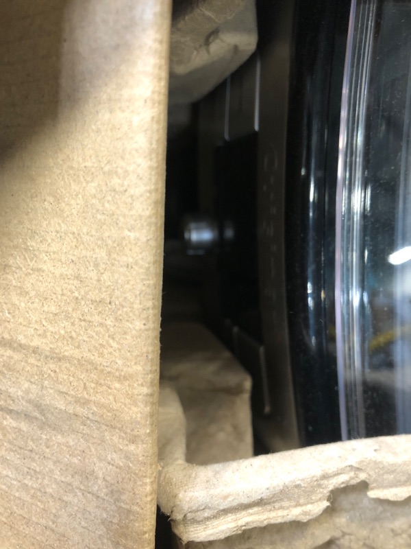 Photo 1 of *** CRACKED LID ** 
** FOR PARTS ** Cuisinart DGB-800 Fully Automatic Burr Grind & Brew, 12-Cup Glass, Silver Silver 12-Cup Glass