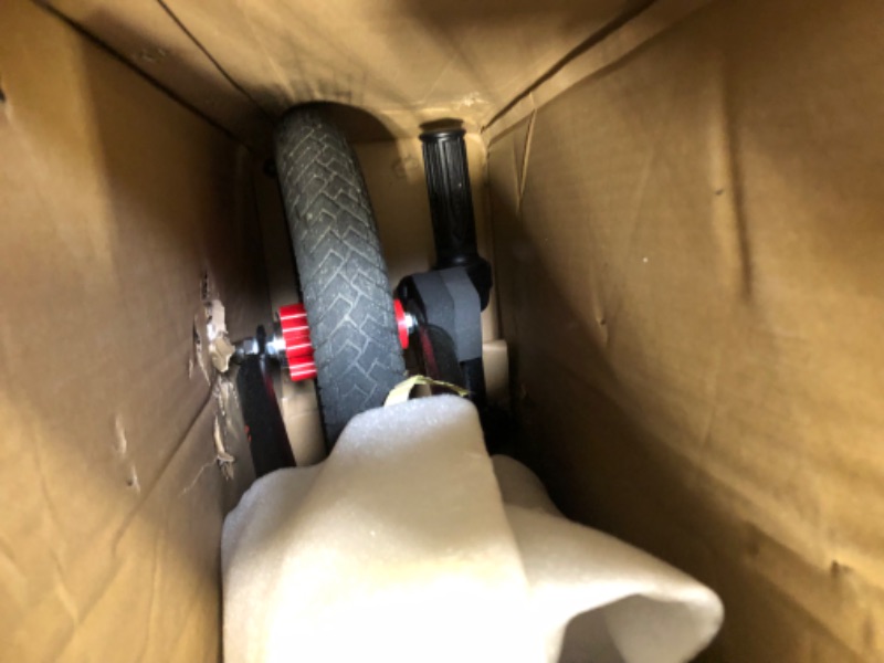Photo 4 of **USED FOR PARTS** Jetson Bolt Folding Electric Ride-On, Easy-Folding, Built-in Carrying Handle, Twist Throttle, Up to 15.5 MPH, Ages 13+

