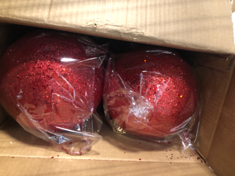 Photo 1 of 4 Pcs Large Christmas Ball Ornaments Giant Commercial Grade Plastic Christmas Ball Hanging Decorations 8" (200 Mm) for Outdoor Holiday Party Decorations Christmas Tree (Sequin Red)