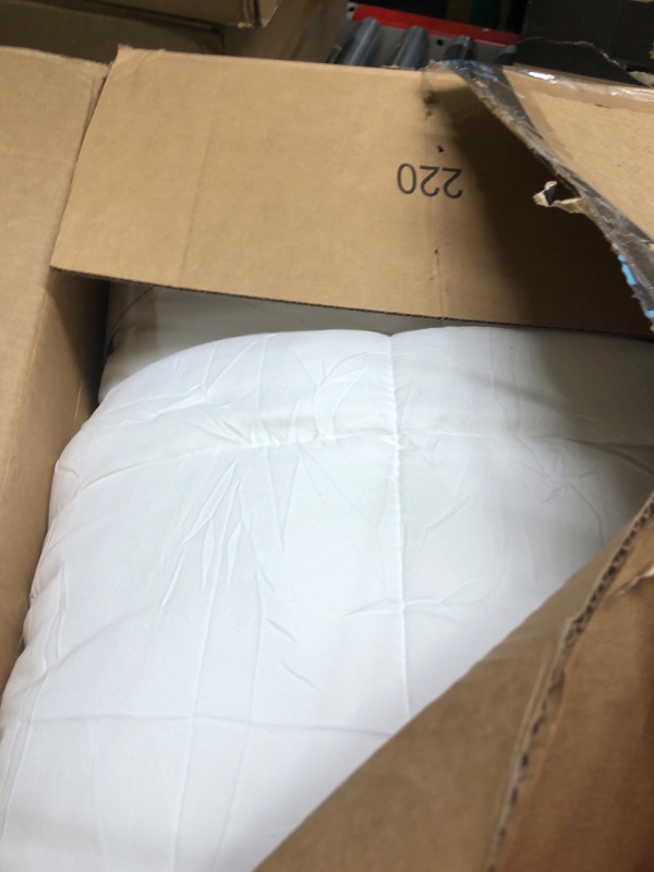 Photo 3 of –White Comforter Full - Plush Siliconized Fiberfill - Box Stitched ** not exct photo**