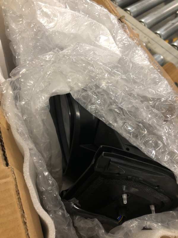Photo 1 of Lqito Right Passenger side Mirror Fits 2016-2022 Toyota Tacoma With Power Glass, Heated, Turn Signal, Blind Spot Detection and Manual Folding Match to Midnight Black Metallic Replace TO1320350 (8Pins) 8 Pins Right Black