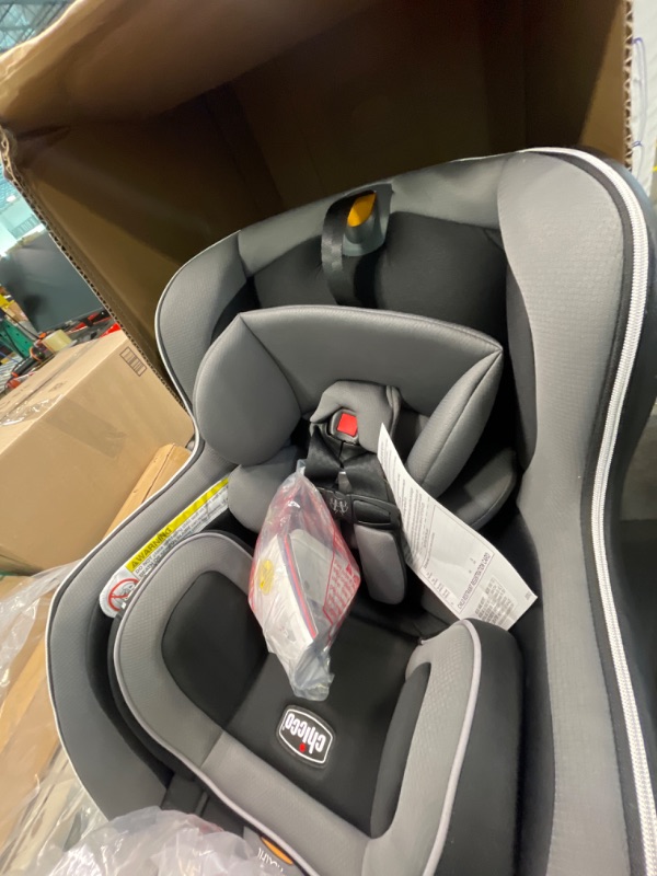 Photo 4 of Chicco NextFit Zip Convertible Car Seat | Rear-Facing Seat for Infants 12-40 lbs. | Forward-Facing Toddler Car Seat 25-65 lbs. | Baby Travel Gear | Carbon Carbon NextFit Zip