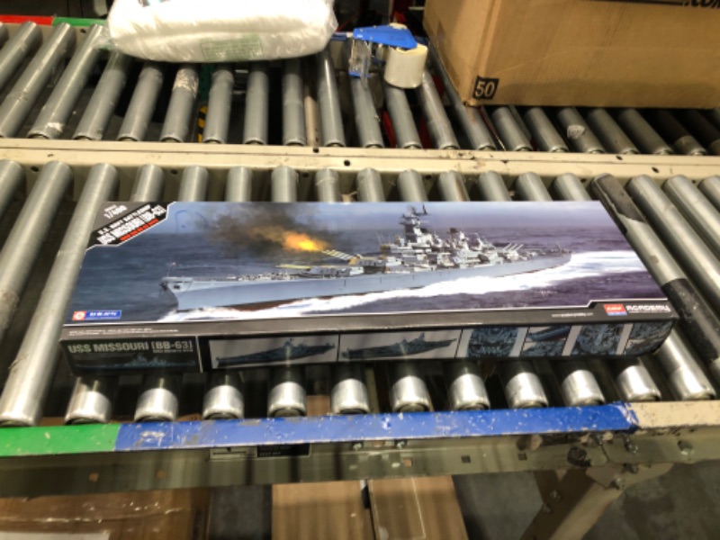 Photo 4 of Academy Hobby Model Kits Scale Model : Battle Ships & Aircraft Carrier Kits (1/400 BB-63 Missouri)