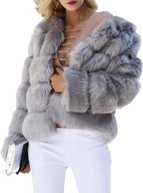 Photo 1 of Simplee Women Luxury Winter Warm Fluffy Faux Fur Short Coat Jacket Parka Outwear
